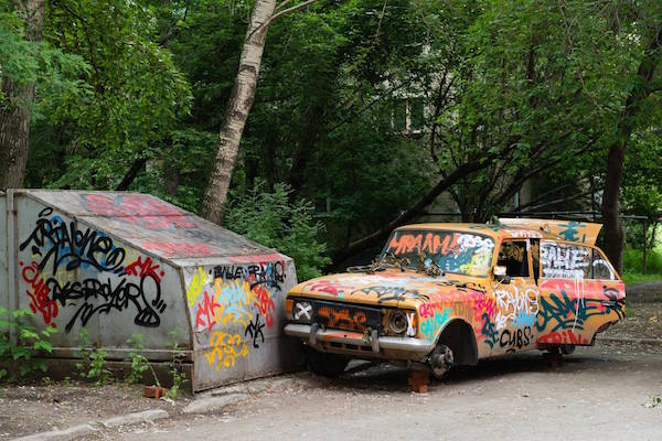 TADU Reklam Ajansi Blog Rus Sokak Sanatı Delete CtrlX Art Car